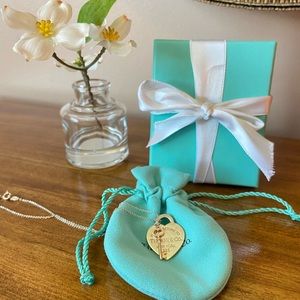 Tiffany & Co. Heart tag with ROSE GOLD key pendant